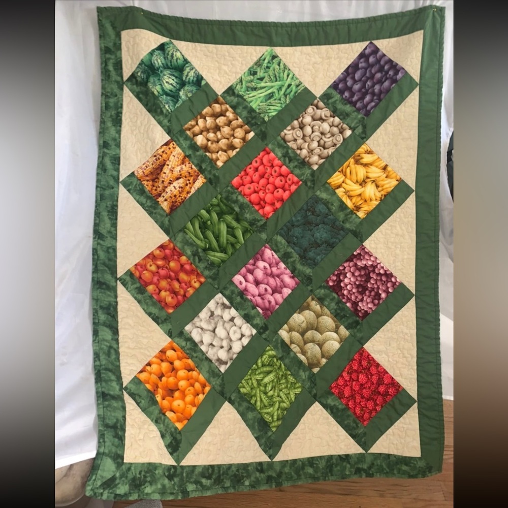 Fruits Vegetable Farmhouse Hanging Quilt 41" X 53" Beautiful Light Weight Fabric
